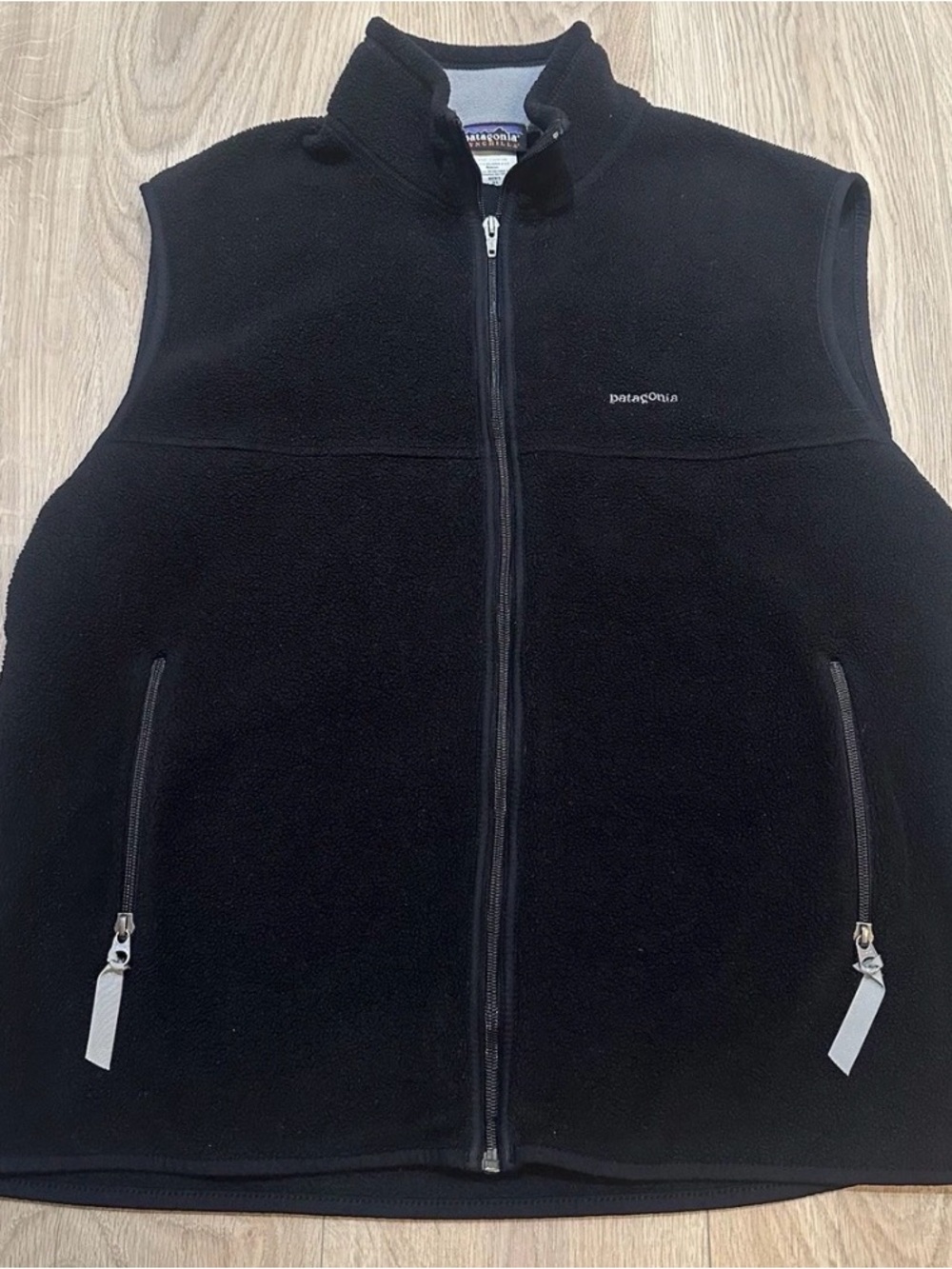 Patagonia Black Men’s Full-Zip Fleece Vest
